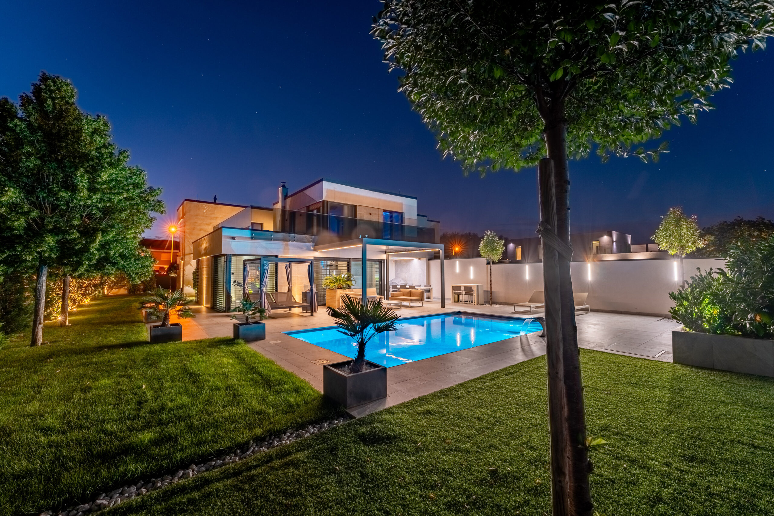 4KMS_Vecses_E_230919_13